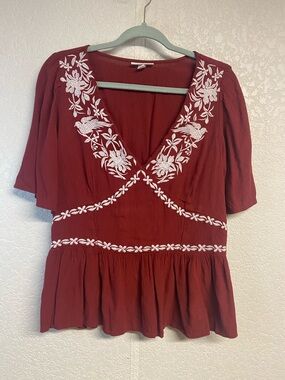 Knox Rose Rust Red Embroidered V-Neck Peplum Blouse